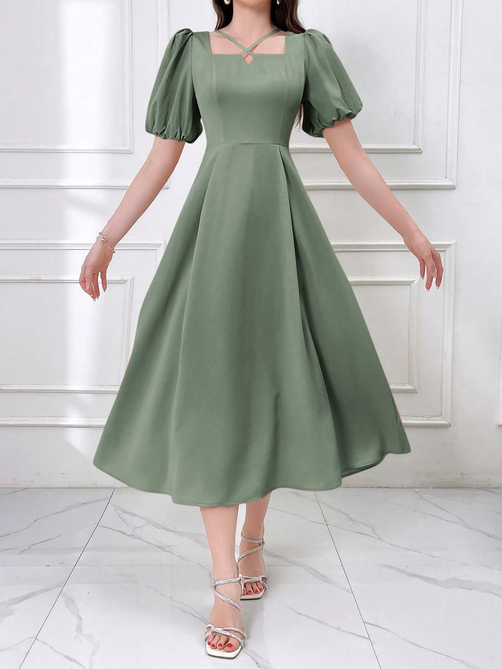Short Sleeve Hollow Simple Casual Arabic Style Dress - Miraal Vogue