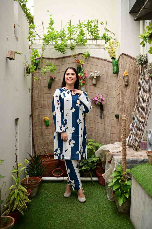 Marine Elegance - Blue & White Cord Set